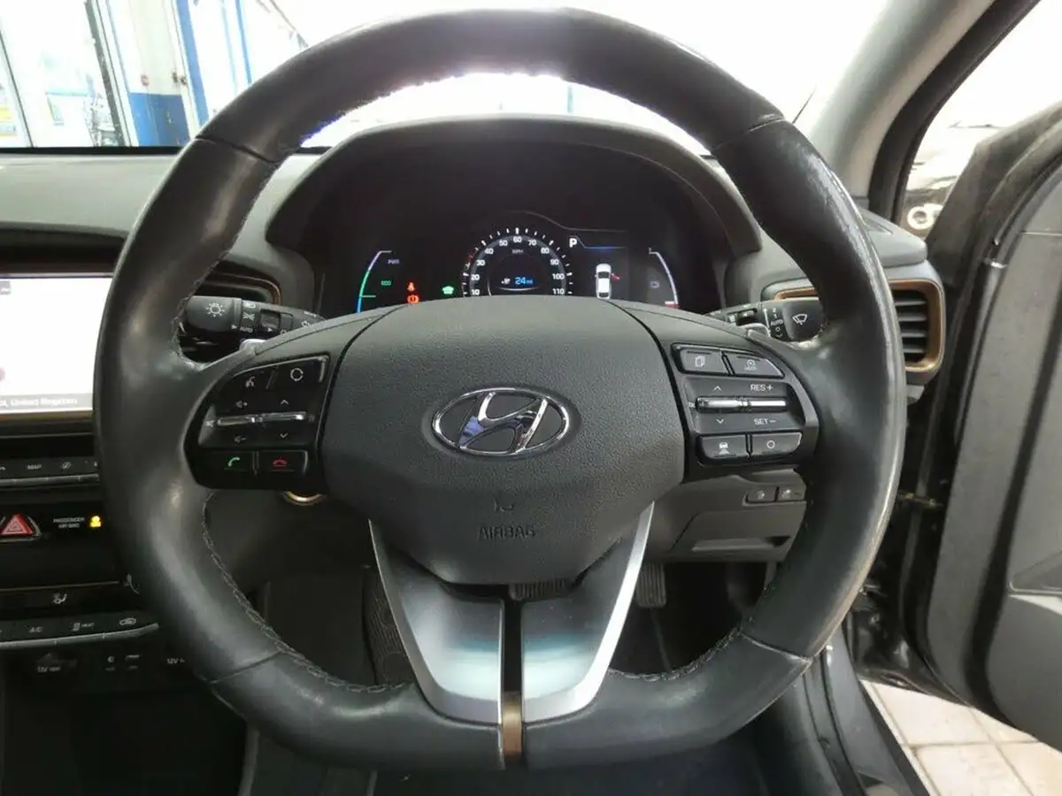 2019-hyundai-ioniq-e-premium-electric-88kw-big-61