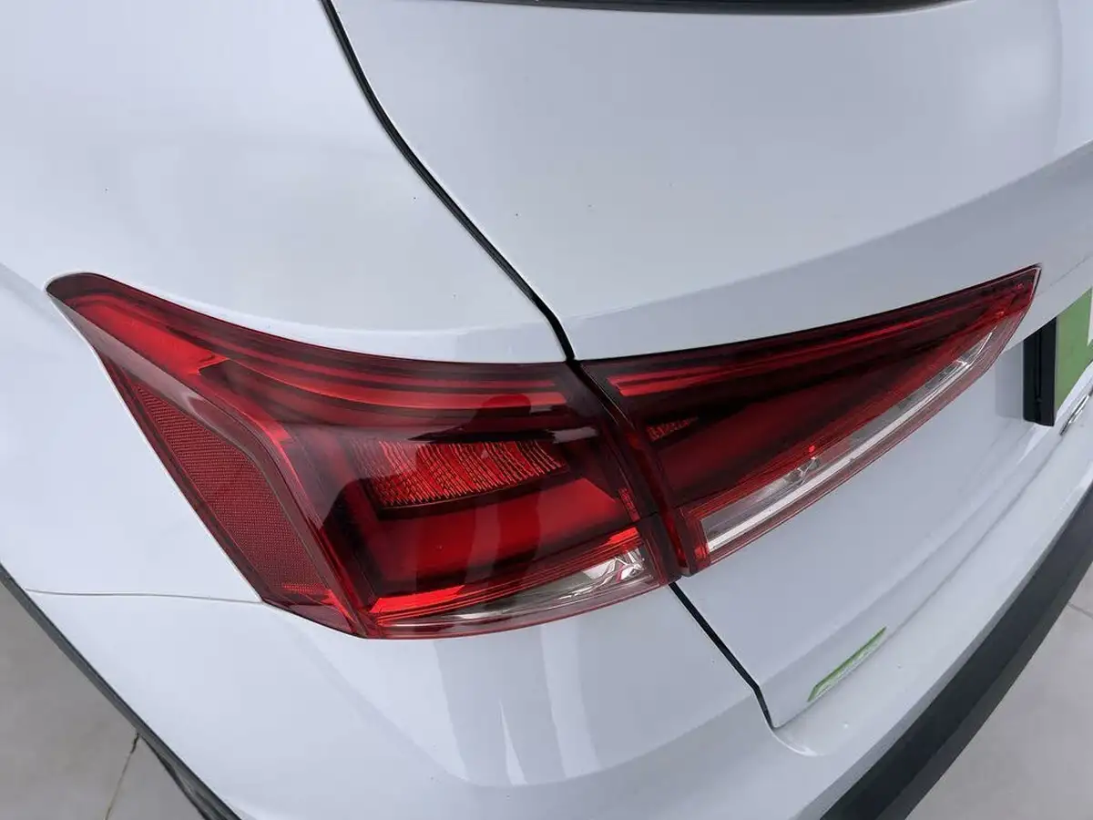 2019-seat-arona-10-tsi-xcellence-lux-ss-dsg-big-12