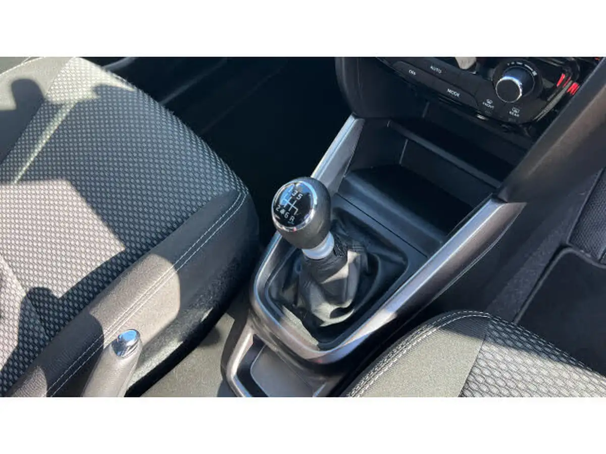 2020-suzuki-vitara-14-boosterjet-sz-t-129ps-mild-hybrid-big-12