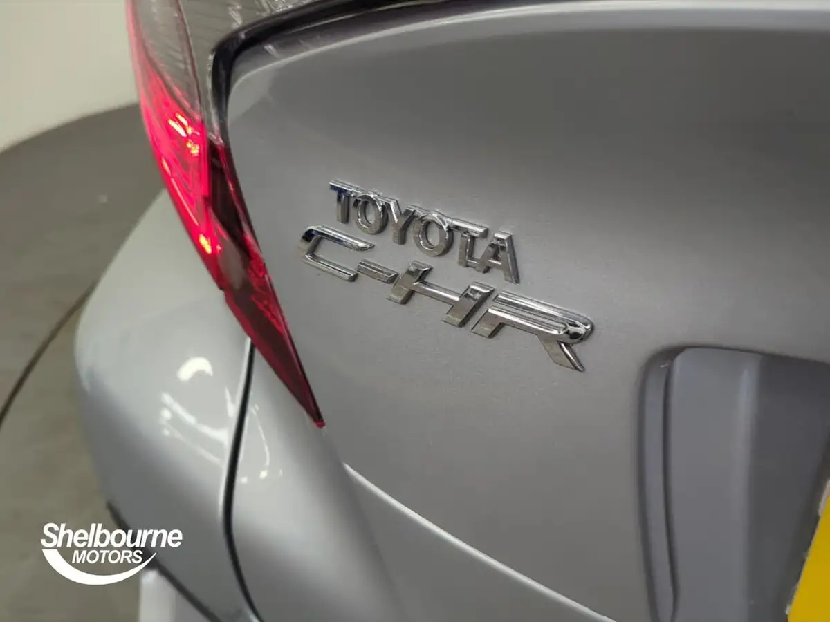 2022-toyota-c-hr-18-vvt-i-icon-big-25