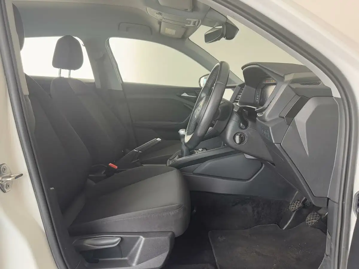 2021-audi-a1-10-25-tfsi-technik-big-23