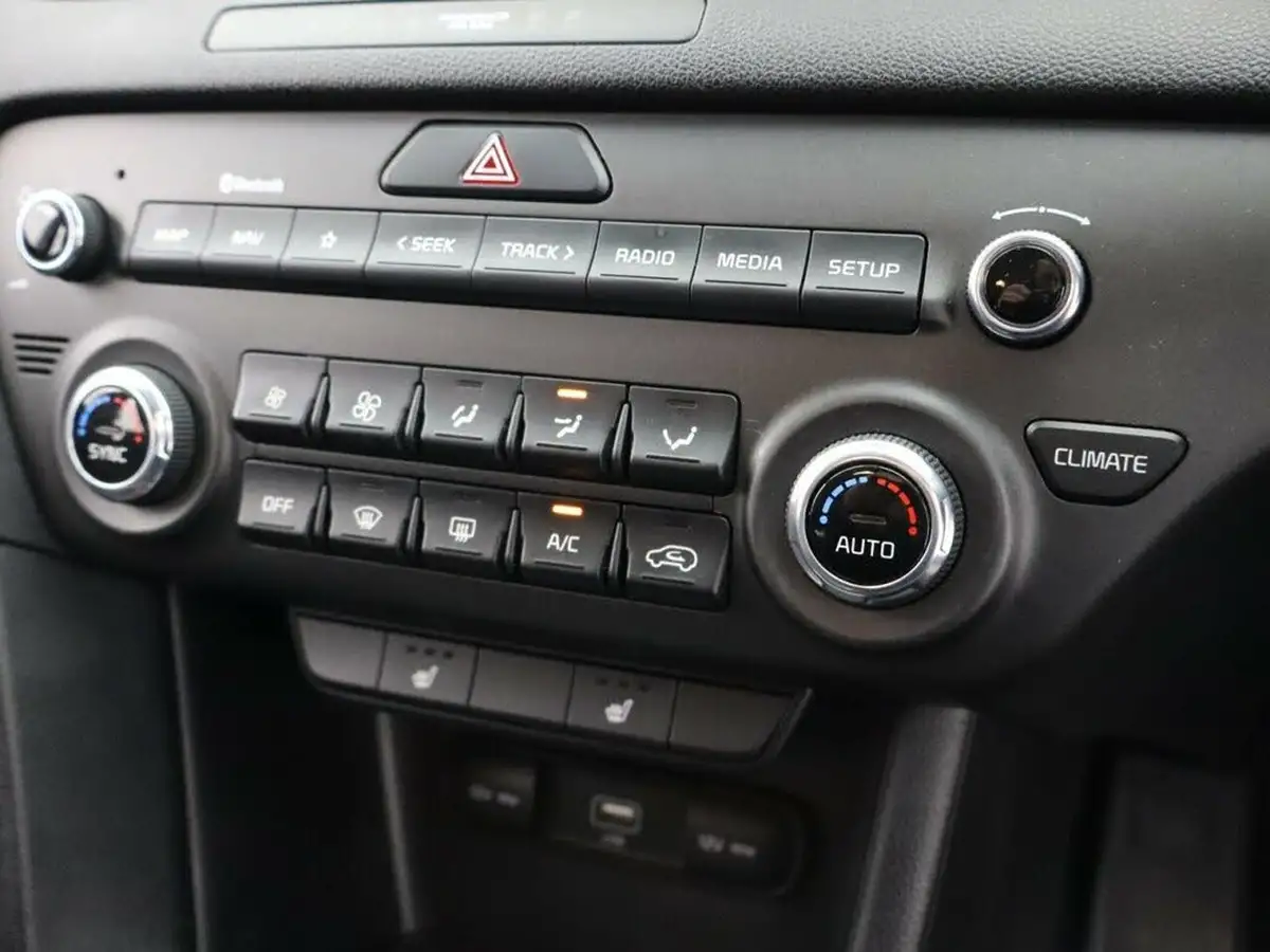 2021-kia-sportage-16-gdi-2-big-14