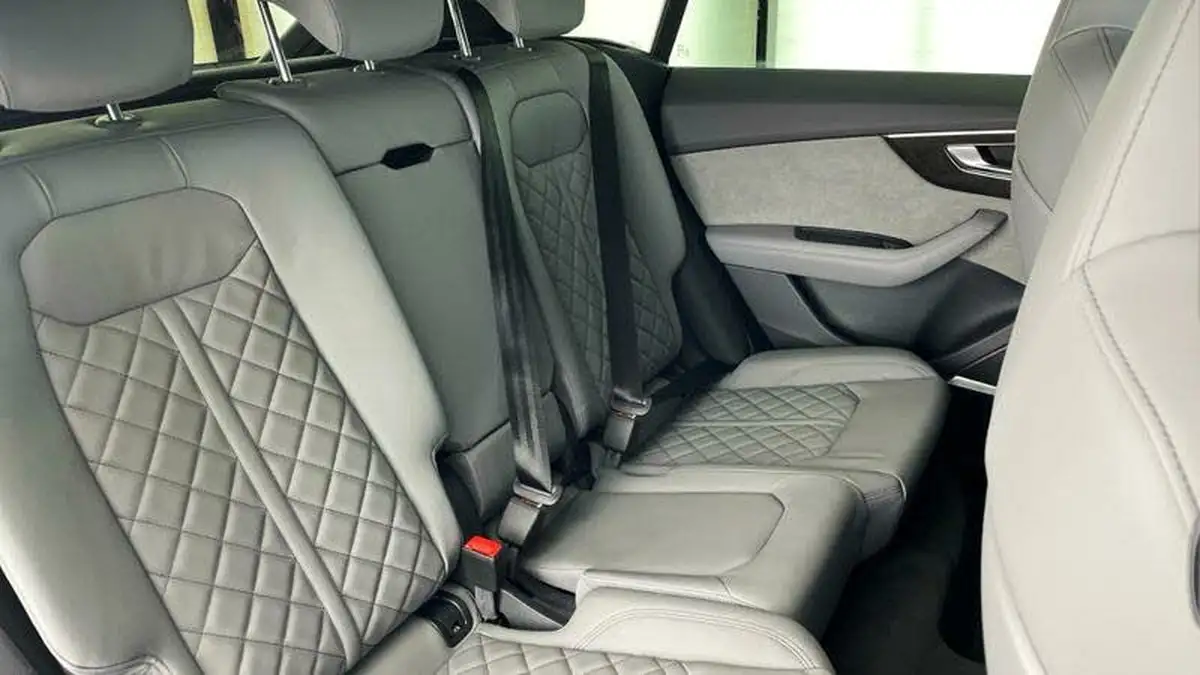 2023-audi-sq8-40-tfsi-black-edition-big-27