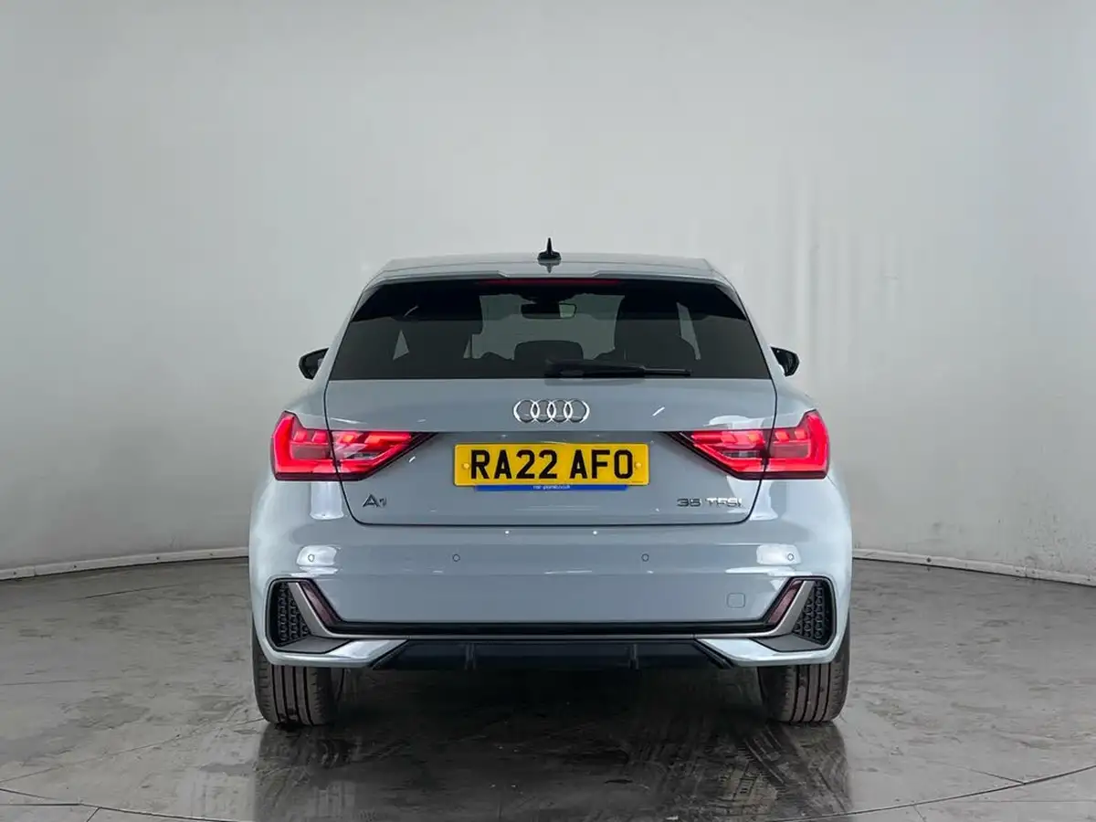 2022-audi-a1-15-35-tfsi-s-line-big-6