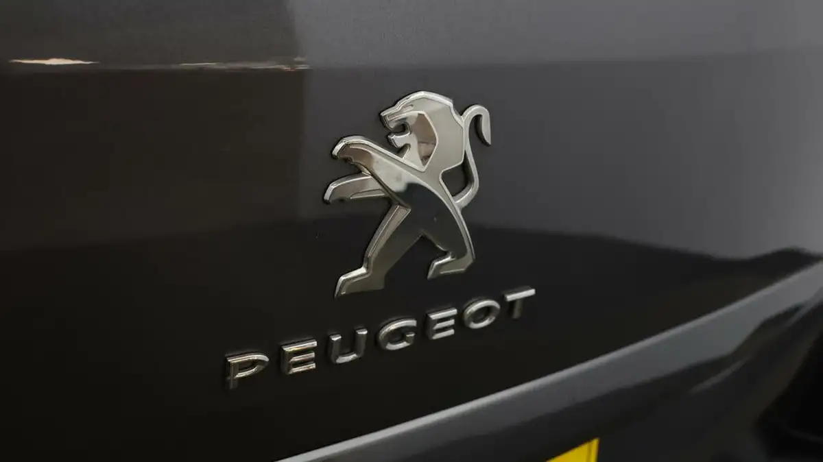 2019-peugeot-rifter-12-puretech-gt-line-standardss-big-19