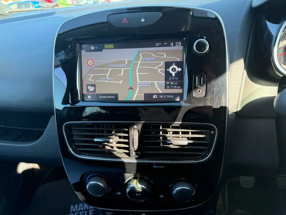 2018-renault-clio-12-dynamique-nav-big-17
