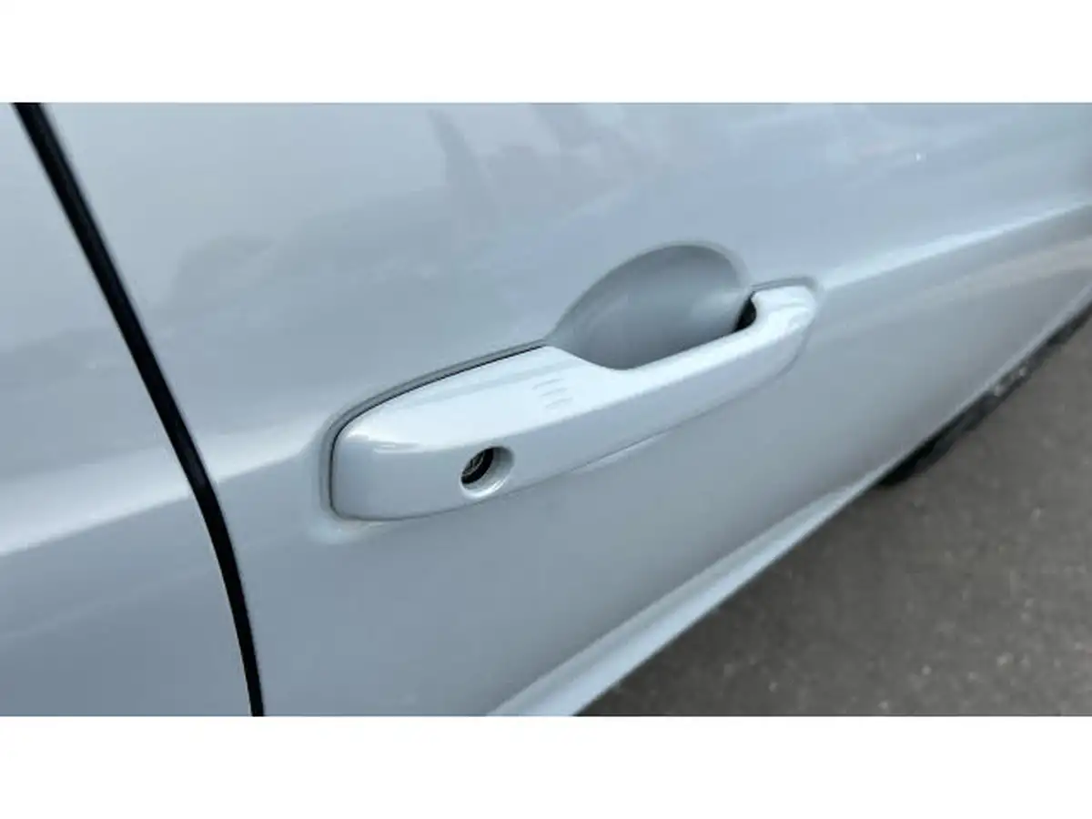 2023-honda-jazz-15-i-mmd-advance-big-35