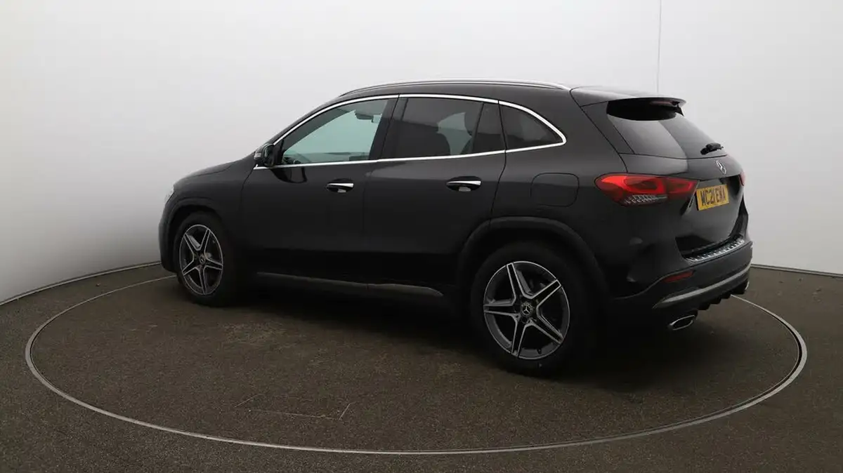 2021-mercedes-benz-gla-class-13-gla-180-amg-line-premium-plus-1332cc-big-28