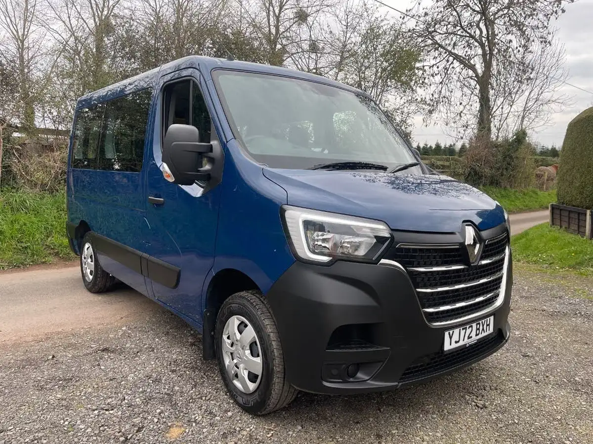 2023-renault-master-23dci-sl28-135-business-big-15