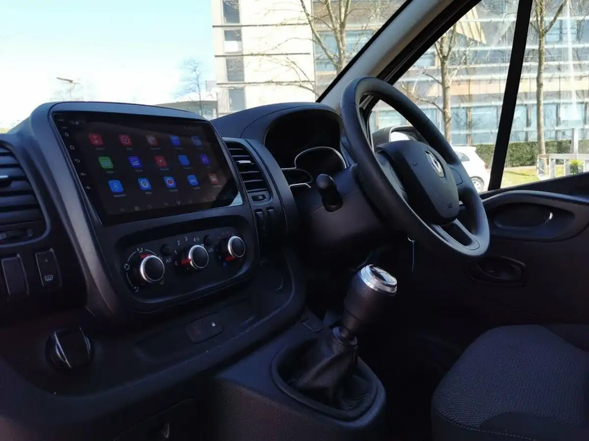 2021-renault-trafic-20dci-ll30-energy-120-business-panel-big-9