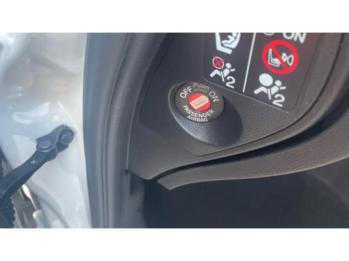 2020-honda-jazz-13-i-vtec-ex-navi-cvt-big-14