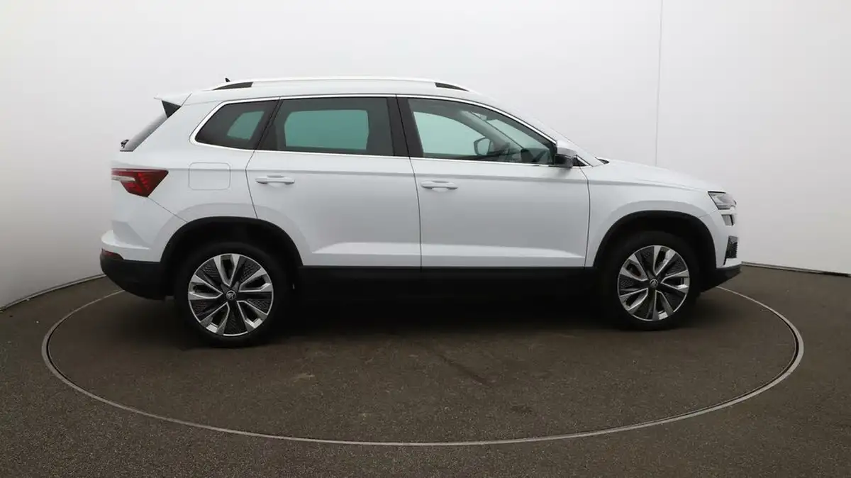 2023-skoda-karoq-20tdi-se-l-116ps-dsg-big-8