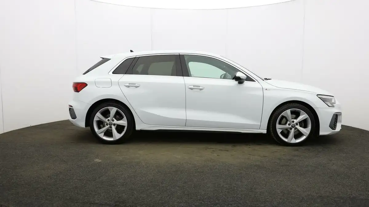 2020-audi-a3-15-35-tfsi-s-line-sportback-5d-1498cc-big-43