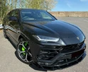 2021-lamborghini-urus-40-no-trim-small-0