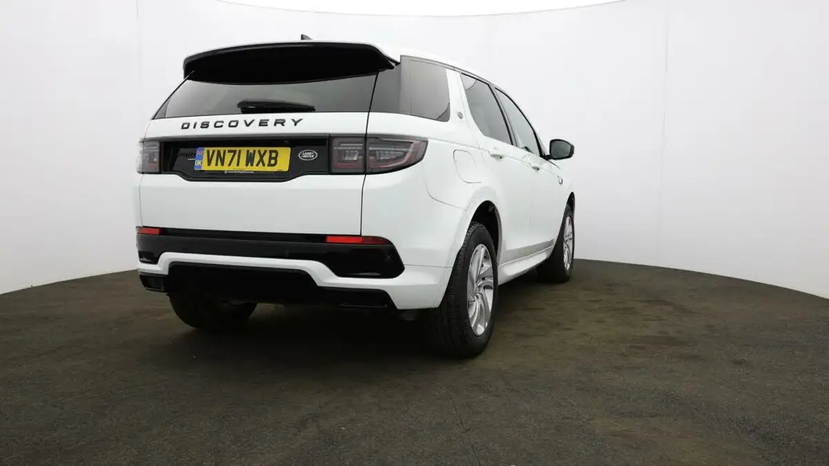 2022-land-rover-discovery-sport-15-p300e-r-dynamic-se-big-54