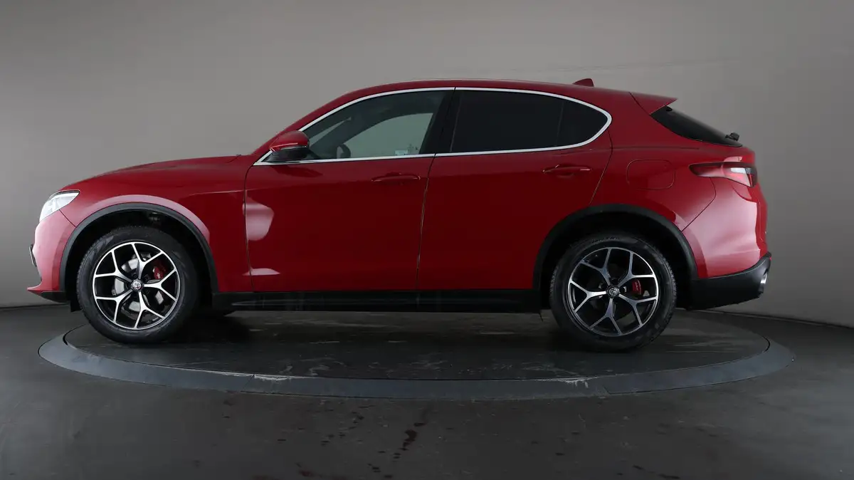 2018-alfa-romeo-stelvio-22td-speciale-207bhp-big-4