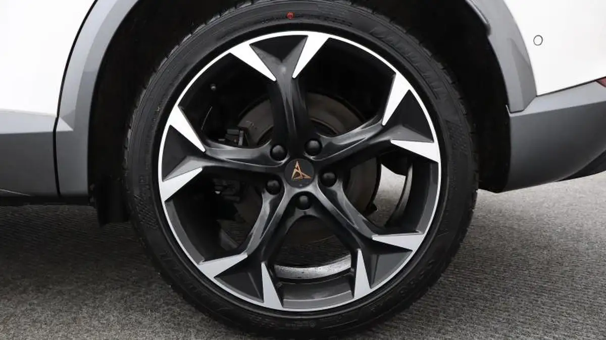 2021-cupra-formentor-20-tsi-vz2-big-4