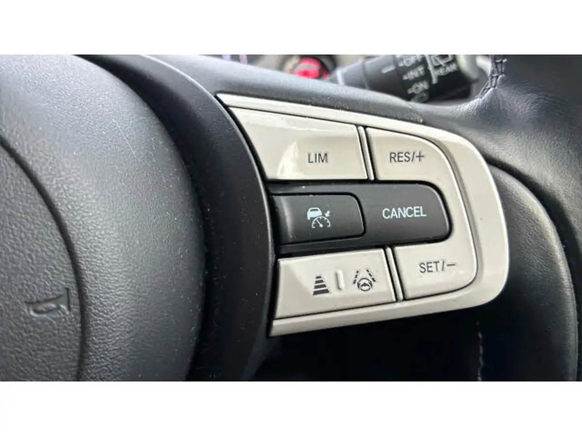 2021-honda-jazz-15-i-mmd-crosstar-ex-107ps-big-13