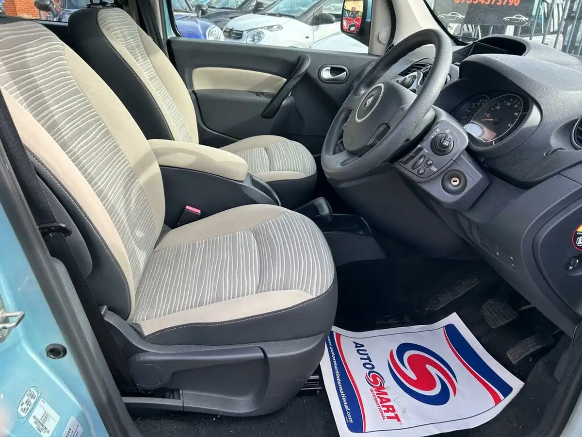 2012-renault-kangoo-16-expression-auto-big-4