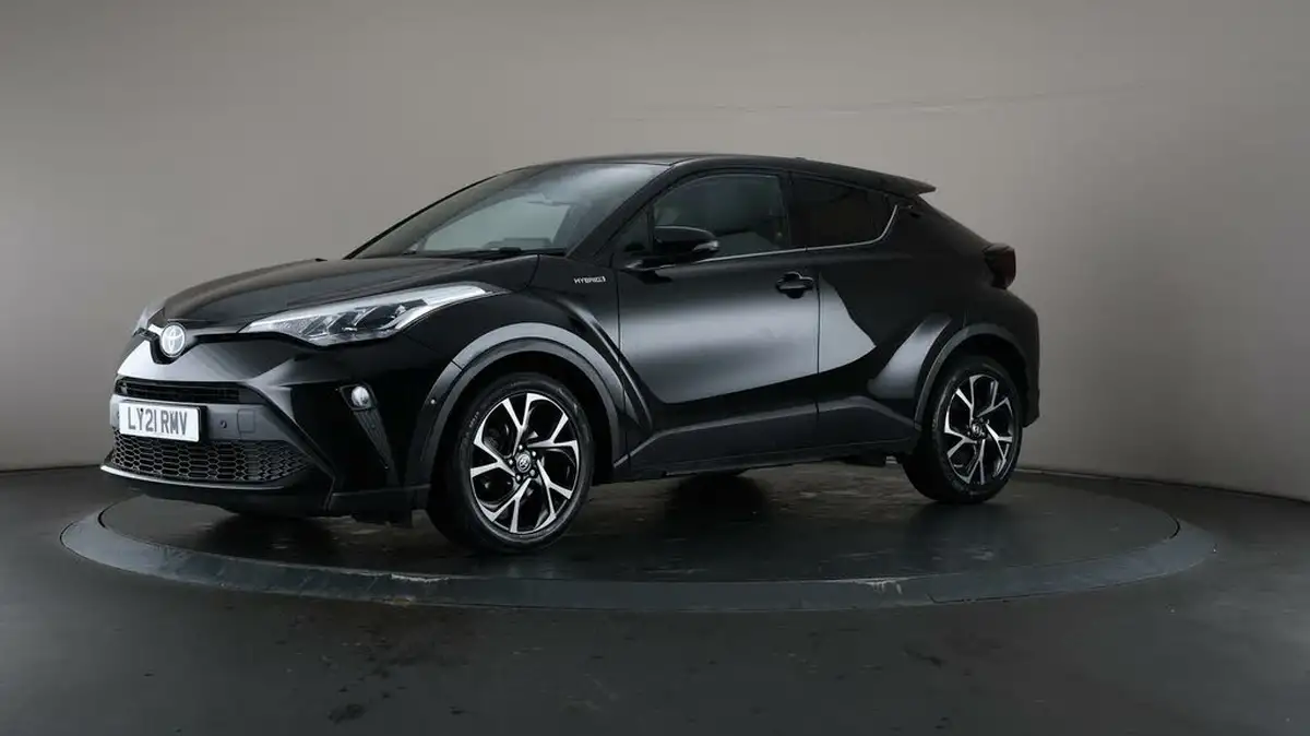 2021-toyota-c-hr-18-vvt-i-design-big-3
