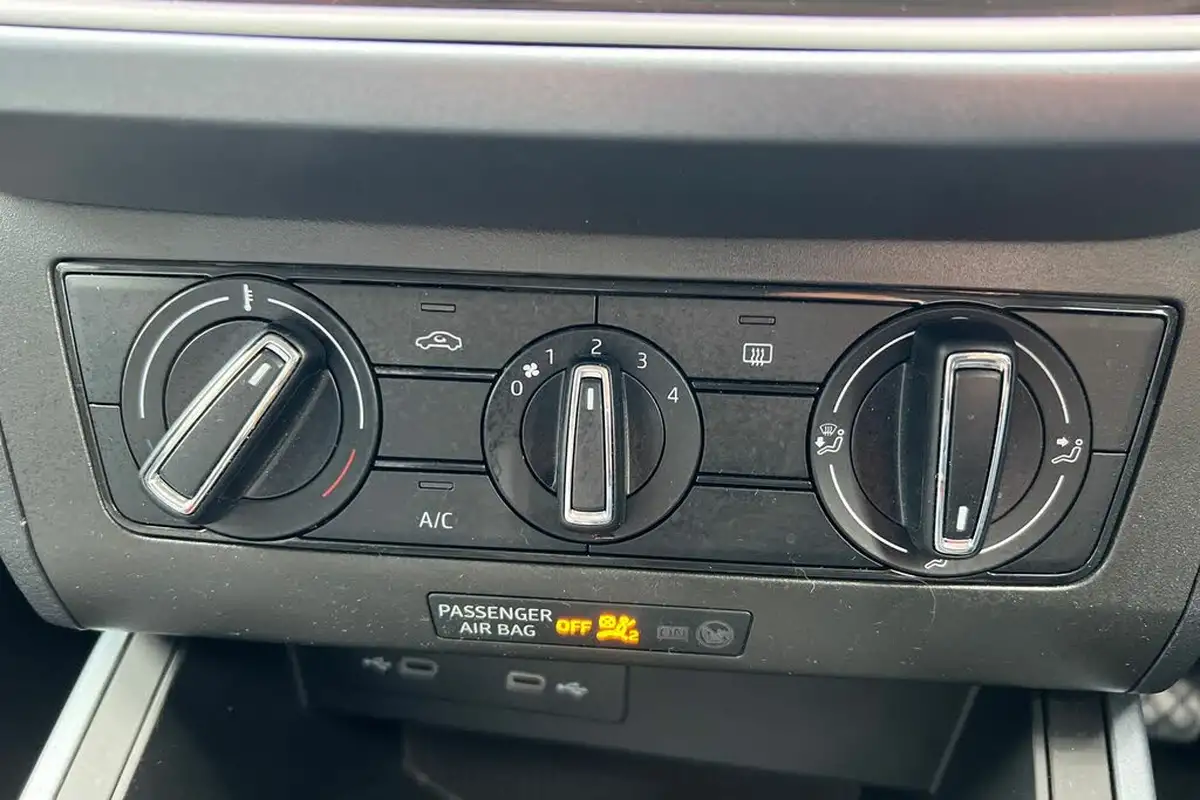 2021-seat-arona-10-tsi-evo-se-technology-big-31