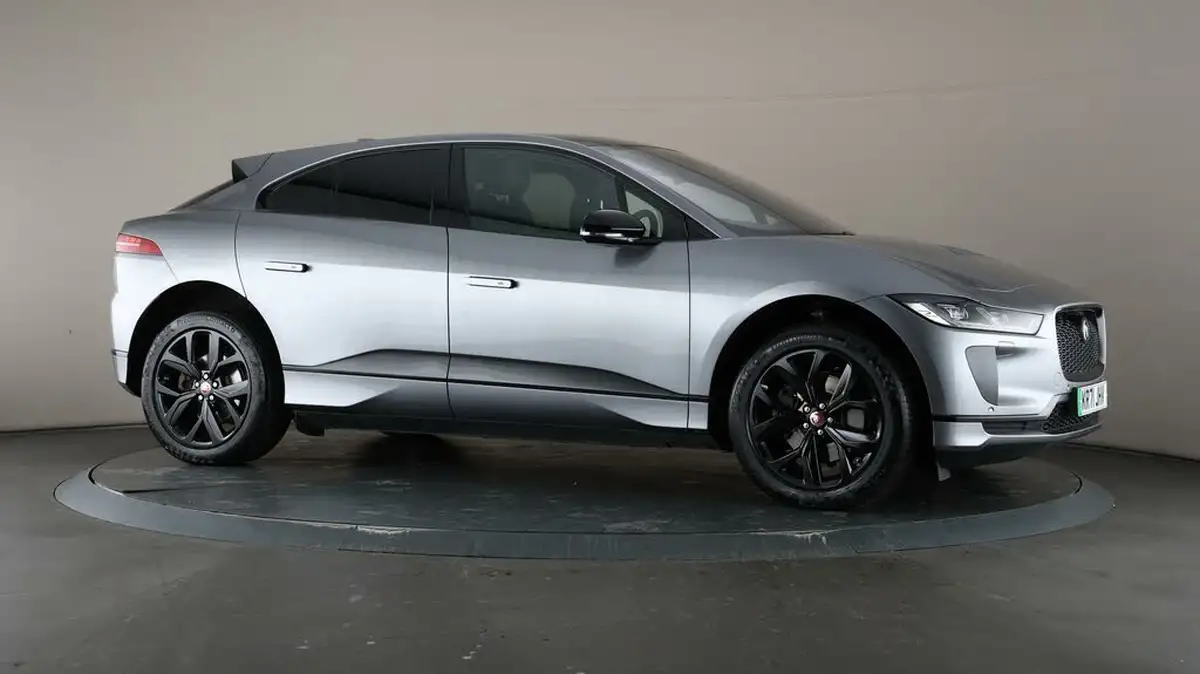 2021-jaguar-i-pace-ev400-black-big-50