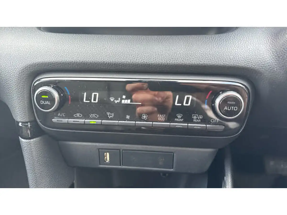 2022-toyota-yaris-15-vvt-i-dynamic-big-23