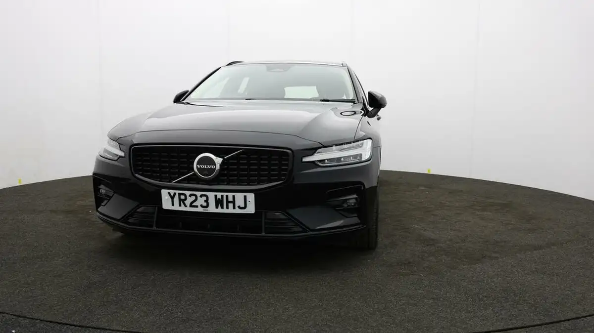2023-volvo-v60-20-b3-plus-station-wagon-big-47