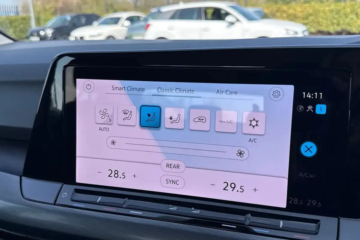 2020-volkswagen-golf-15-etsi-style-150ps-hatchback-big-21
