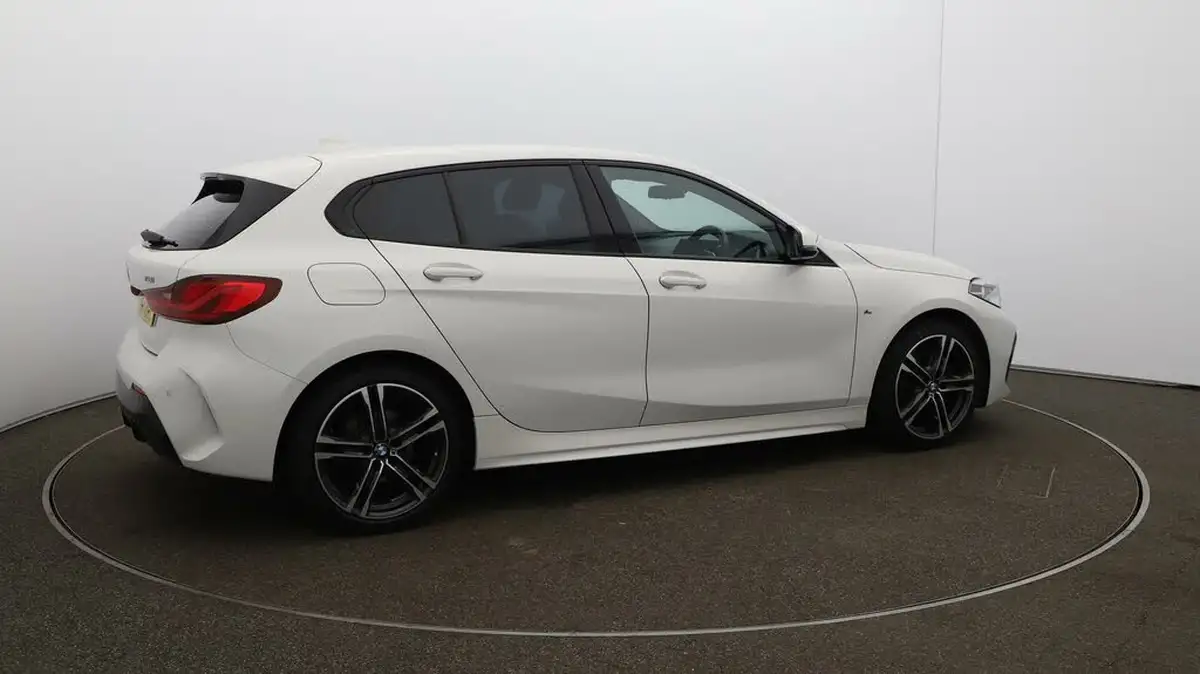 2022-bmw-1-series-15-118i-m-sport-lcp-pro-pack-big-44