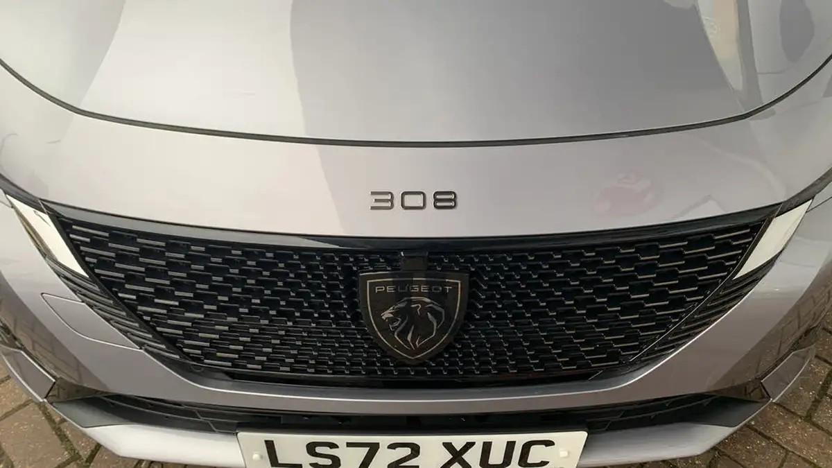 2022-peugeot-308-12-puretech-gt-big-44