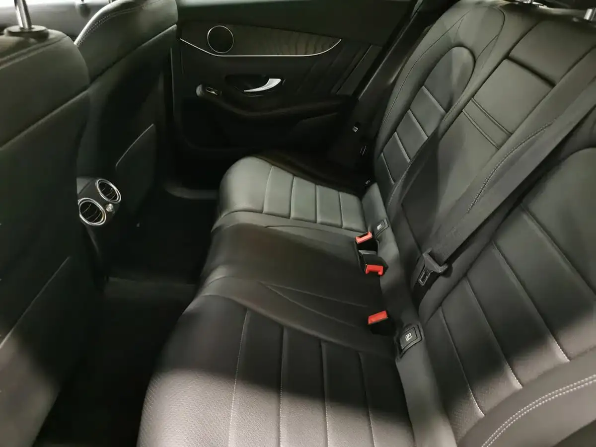 2018-mercedes-benz-glc-class-21d-glc250d-amg-line-ss-station-wagon-5d-big-23