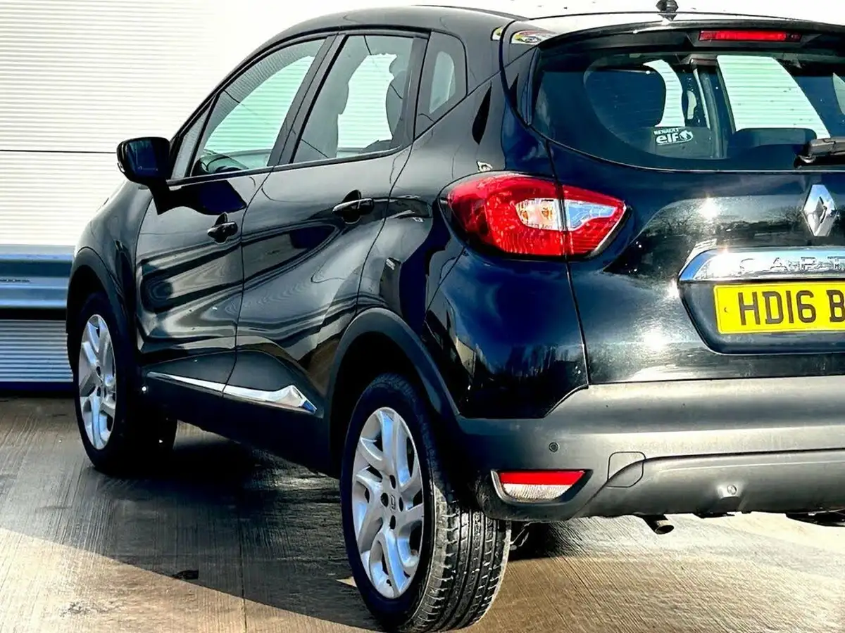 2016-renault-captur-15dci-dynamique-nav-90bhp-energy-ss-big-9