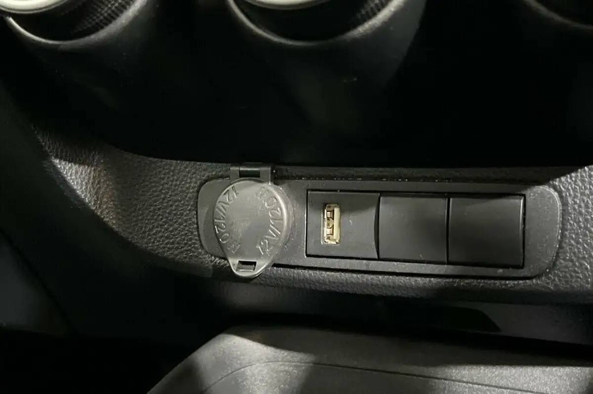 2023-toyota-aygo-x-10-vvt-i-pure-big-30