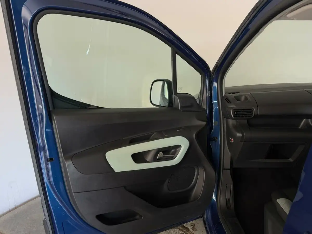 2019-citroen-berlingo-15bluehdi-feel-xl-size-130ps-eat8-big-8