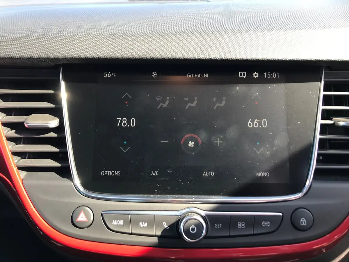 2023-vauxhall-crossland-12-gs-130ps-auto-big-20