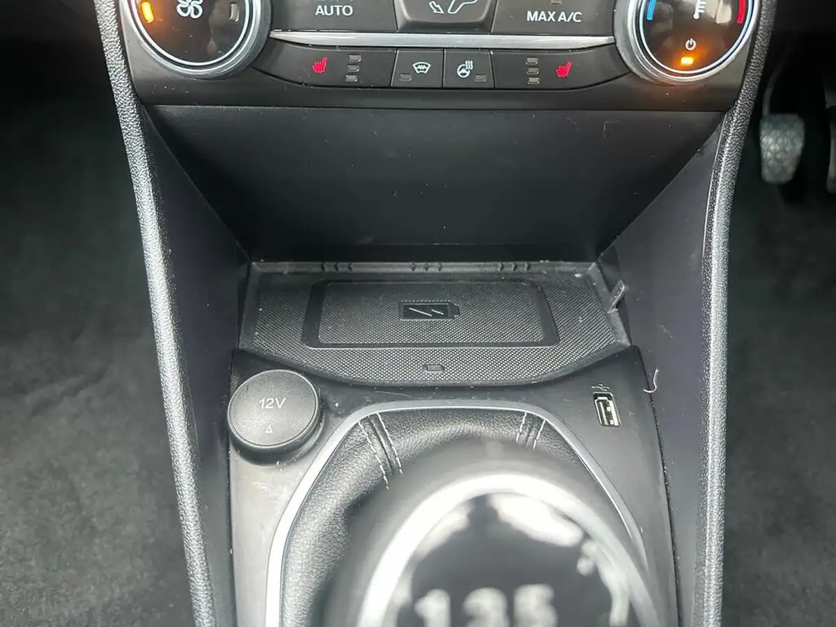 2022-ford-fiesta-10t-titanium-x-125ps-hybrid-mhev-big-24