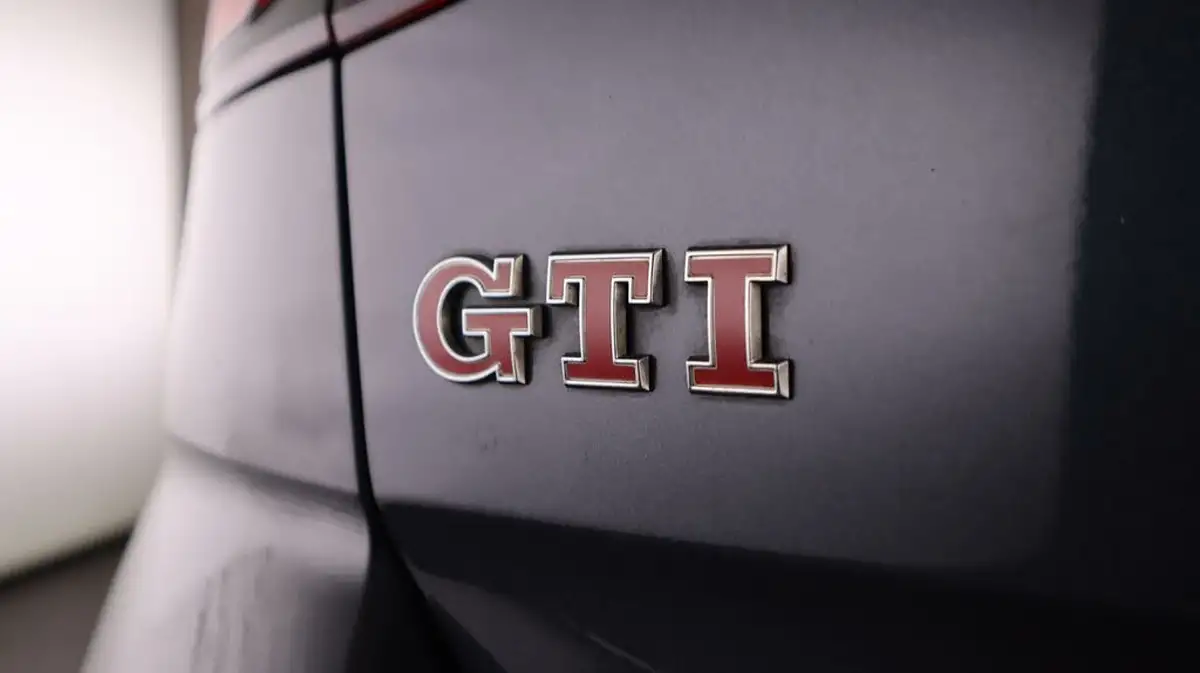 2018-volkswagen-golf-20-tsi-gti-performance-ss-5d-dsg-big-20