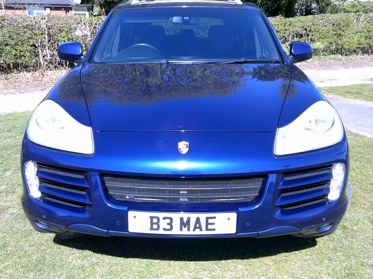 2009-porsche-cayenne-30td-big-1