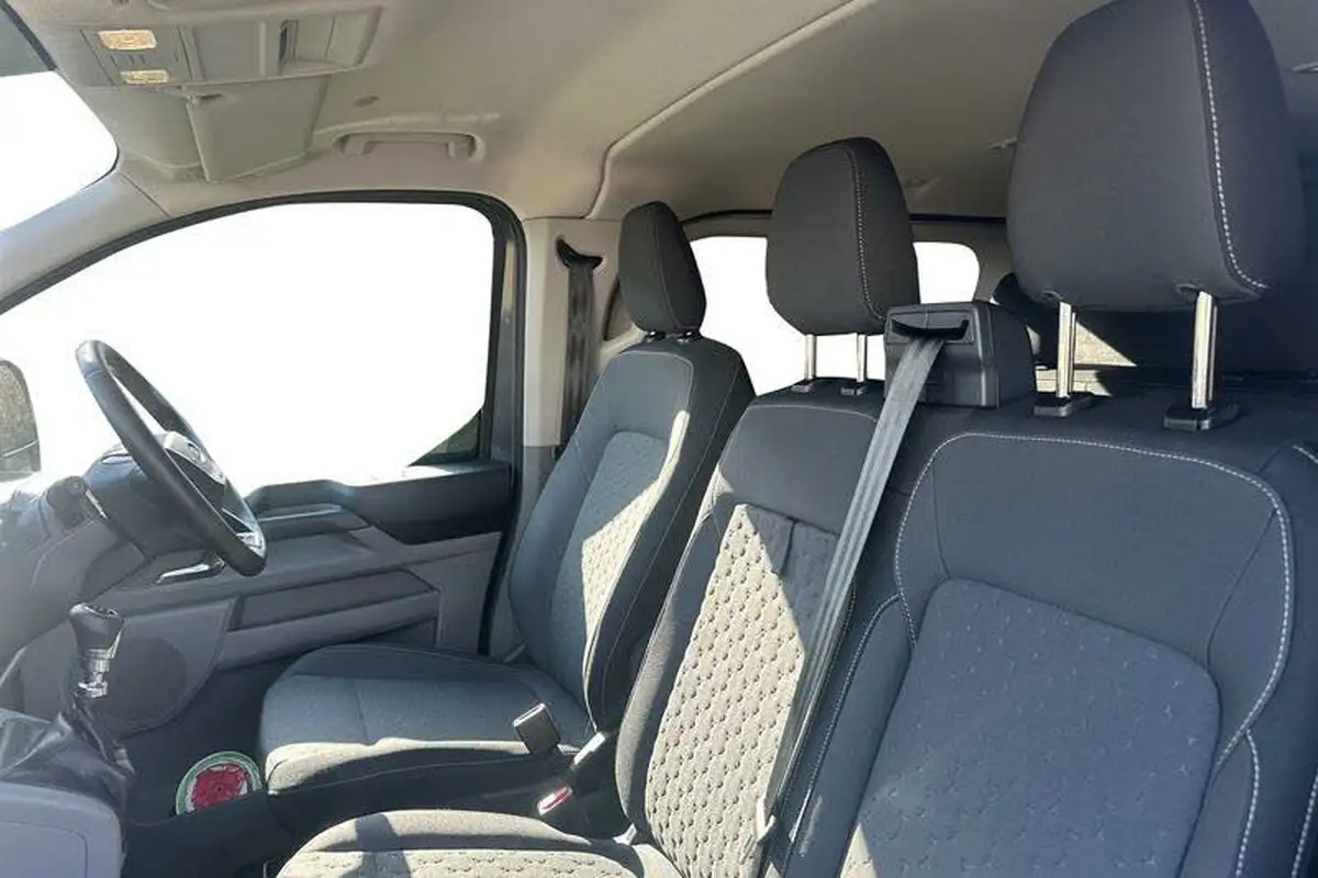 2024-ford-transit-custom-20tdci-300-l1h1-limited-136pseu6e-double-cab-in-van-1997cc-big-9