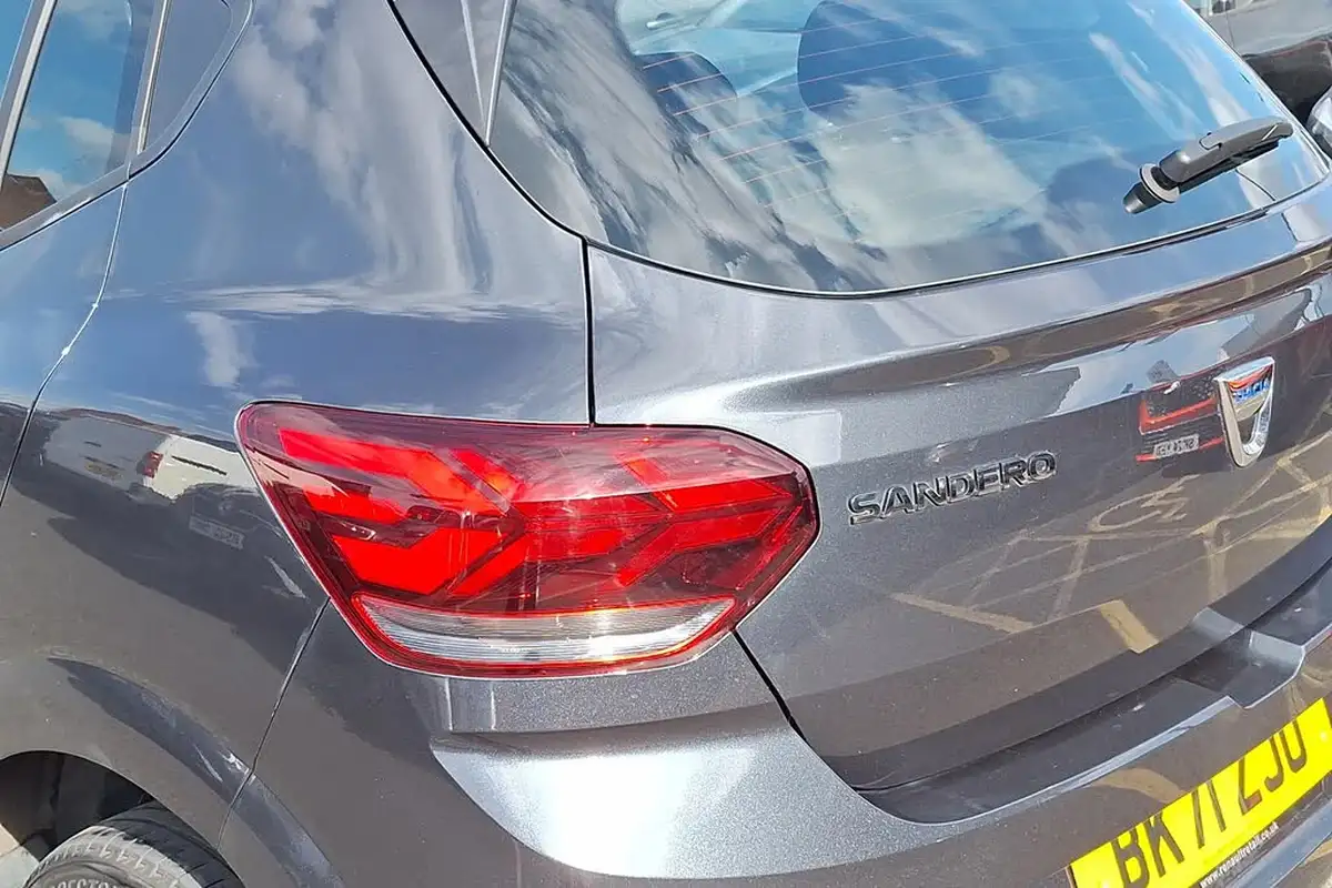 2021-dacia-sandero-10-tce-comfort-90bhp-big-39