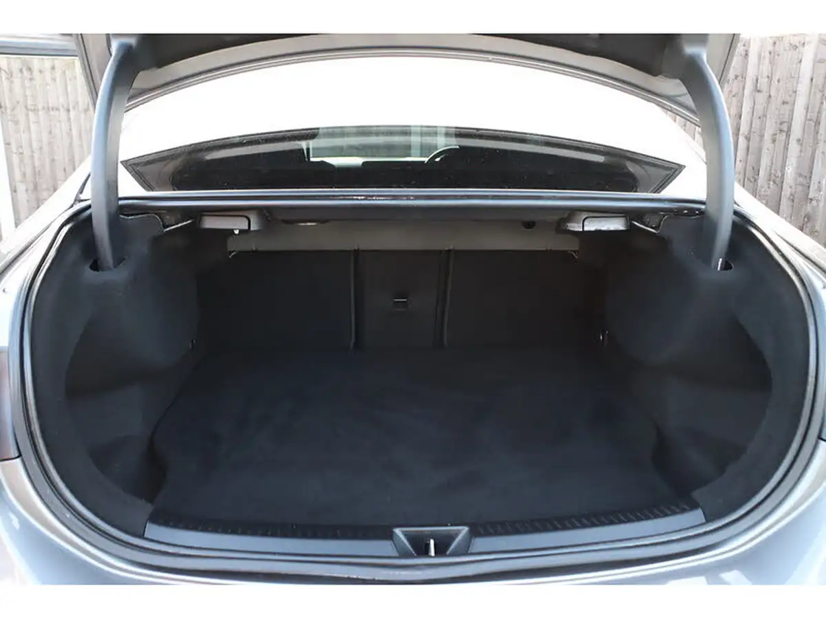 2021-mercedes-benz-a-class-13-a250e-amg-line-executive-saloon-4d-big-14
