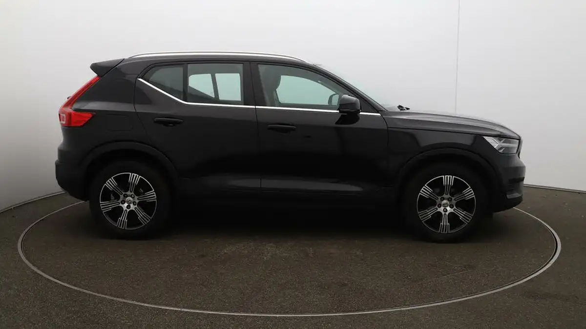 2021-volvo-xc40-15-t3-inscription-161bhp-auto-big-39