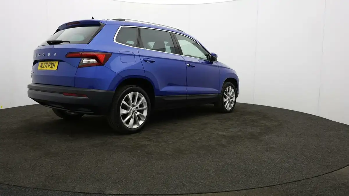2021-skoda-karoq-15-tsi-se-l-big-76