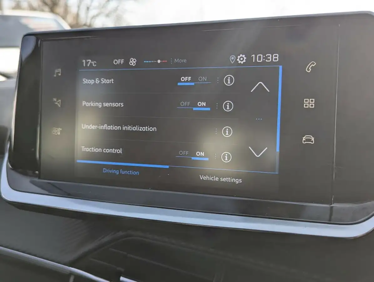 2021-peugeot-208-12-puretech-active-premium-75bhp-big-24