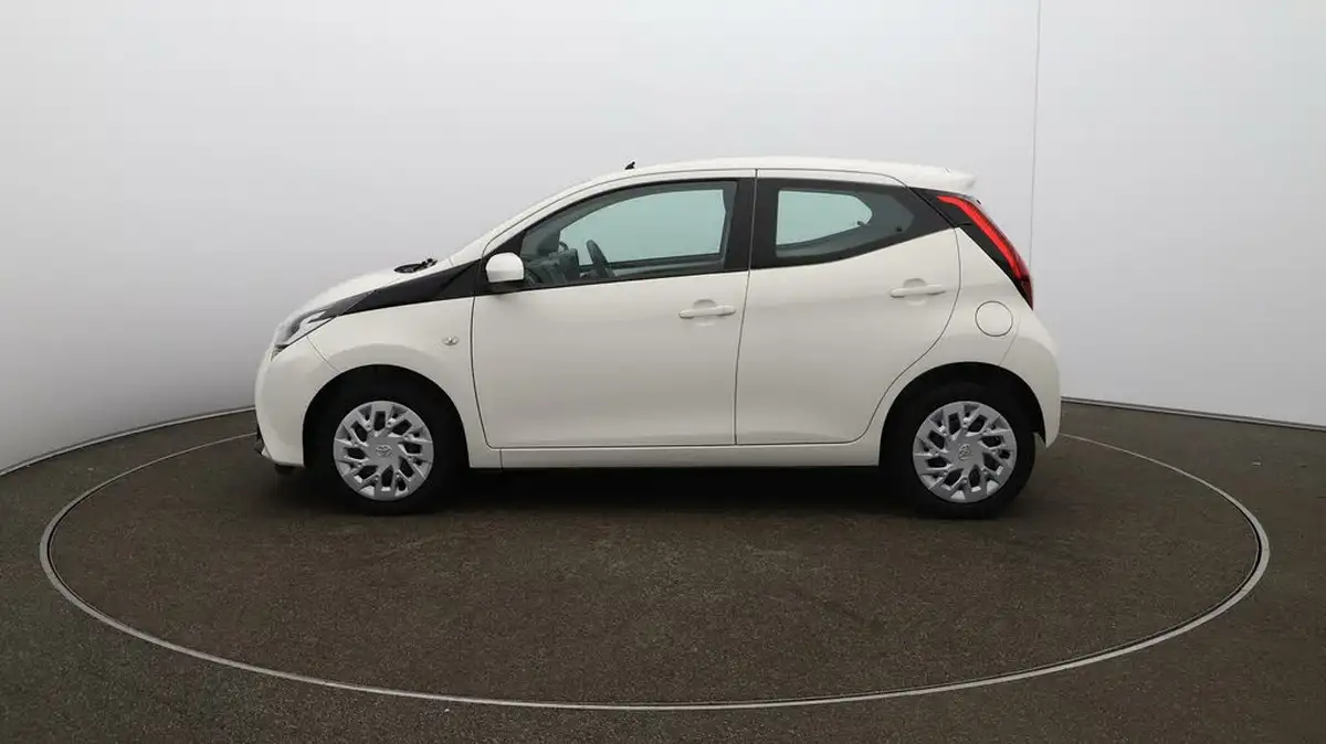 2019-toyota-aygo-10-vvt-i-x-play-tss-x-shift-big-56