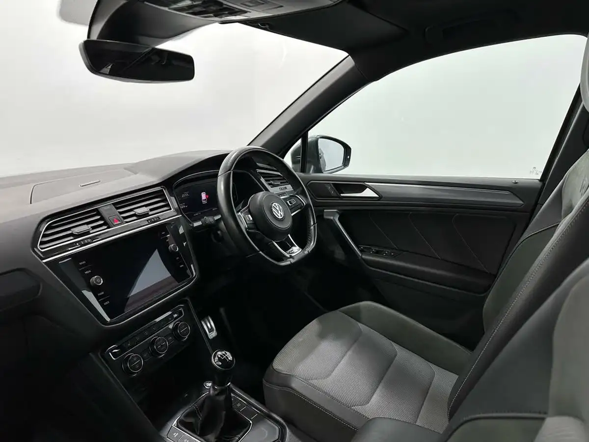 2019-volkswagen-tiguan-20tdi-r-line-tech-150ps-big-27