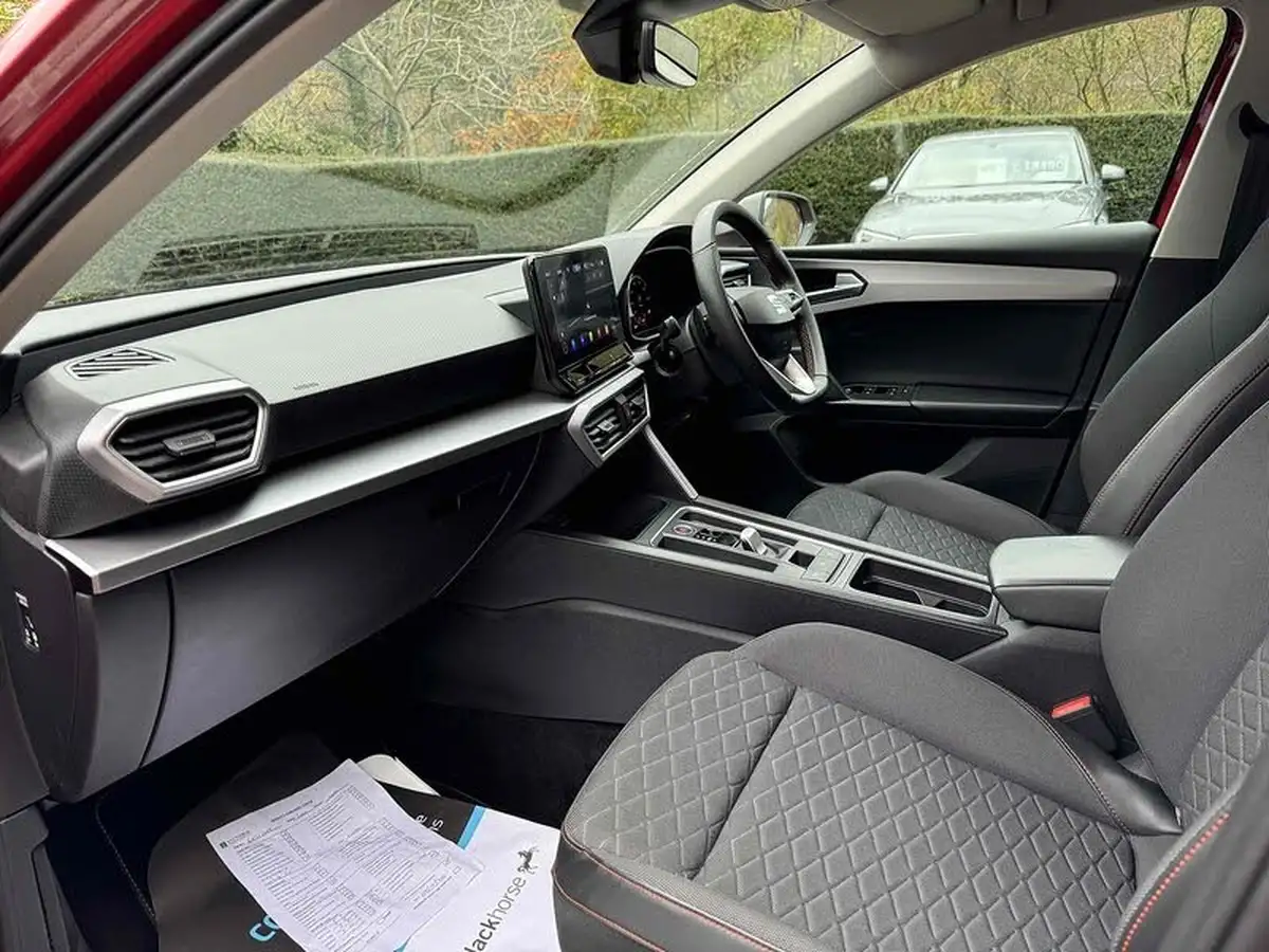 2021-seat-leon-15-etsi-fr-estate-big-22