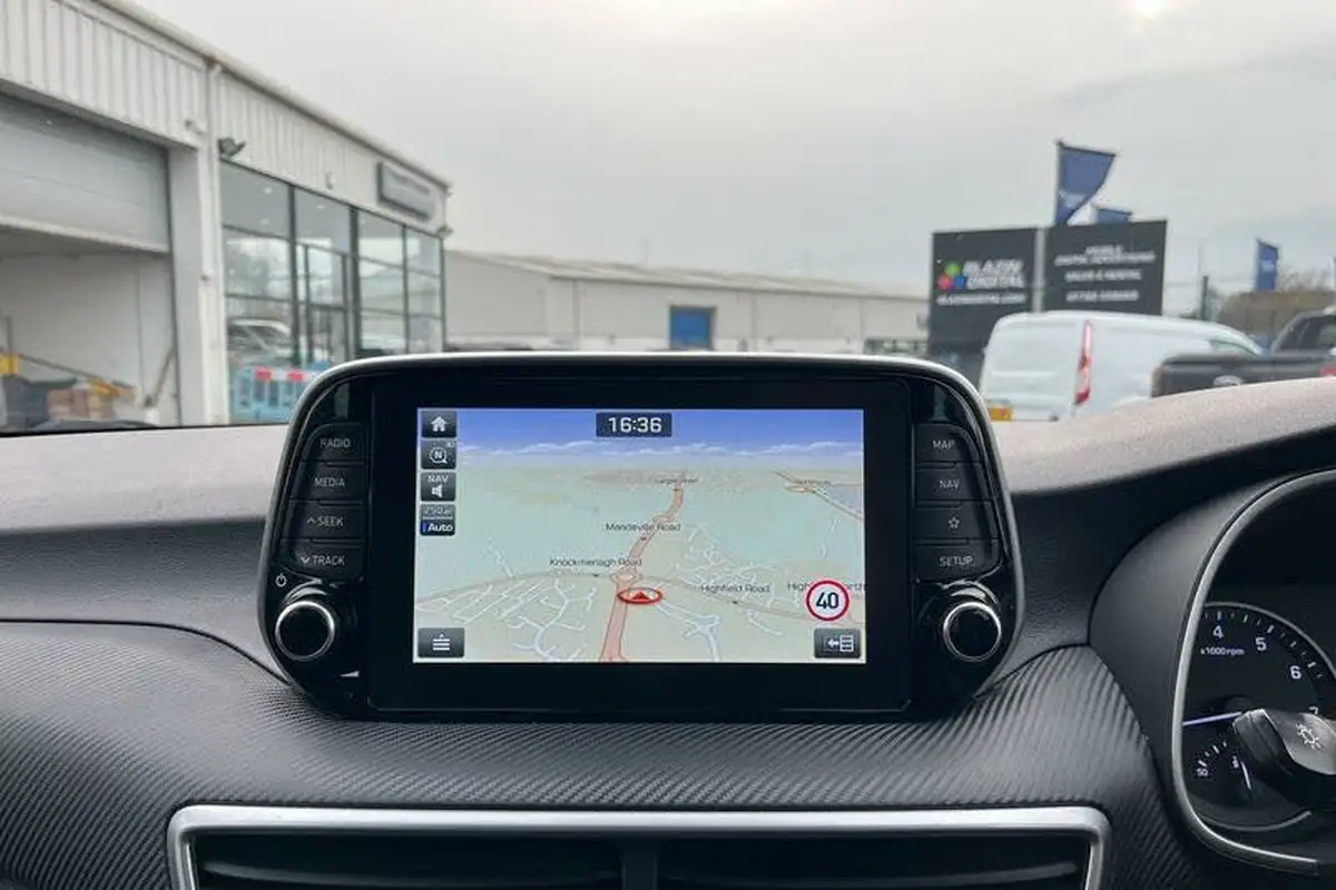 2019-hyundai-tucson-16-gdi-se-nav-big-29
