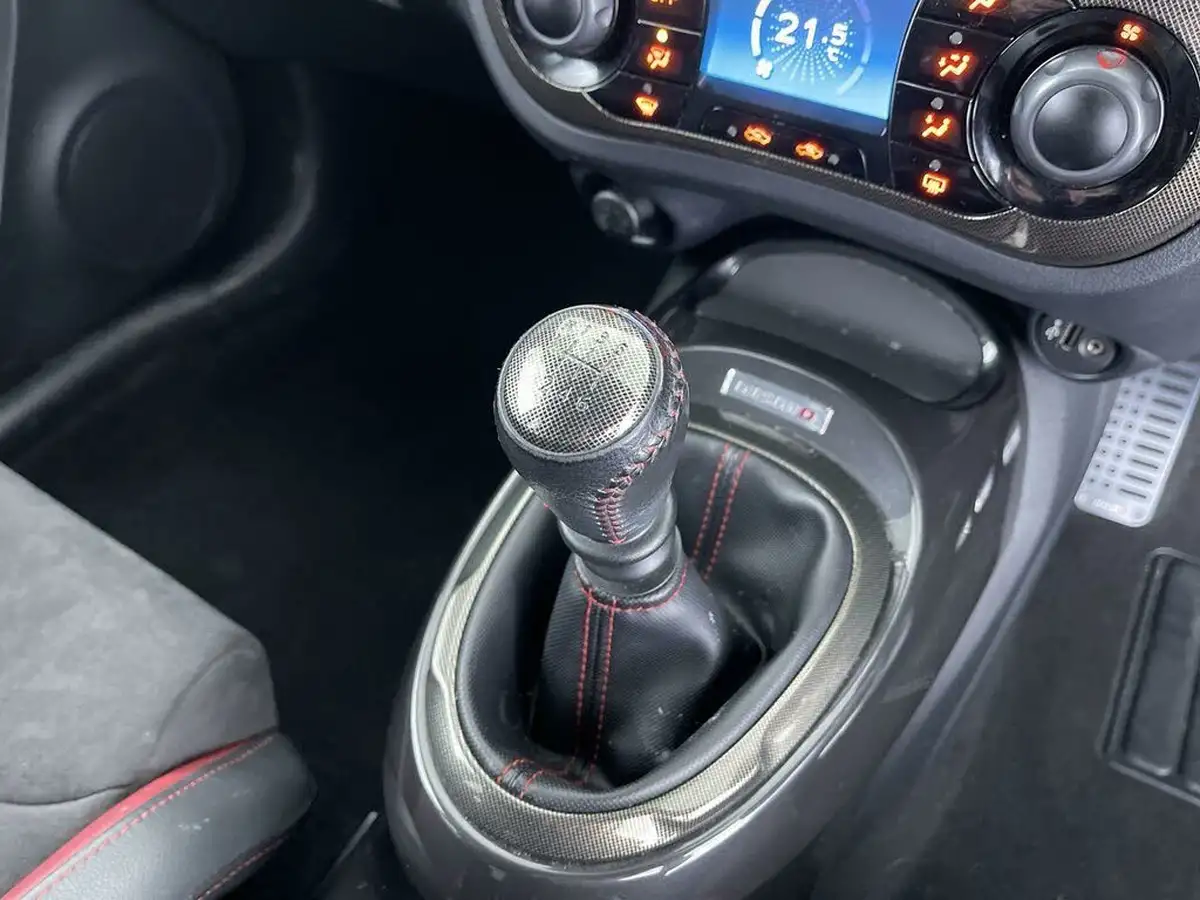 2016-nissan-juke-16-nismo-rs-218ps-big-33